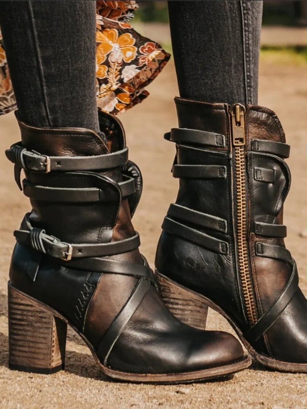 Freebird by Steven Baker NEW Black distressed Strap/Zip Women's Boots Size 7 - Picture 1 of 15